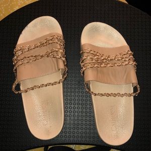 Catherine slides